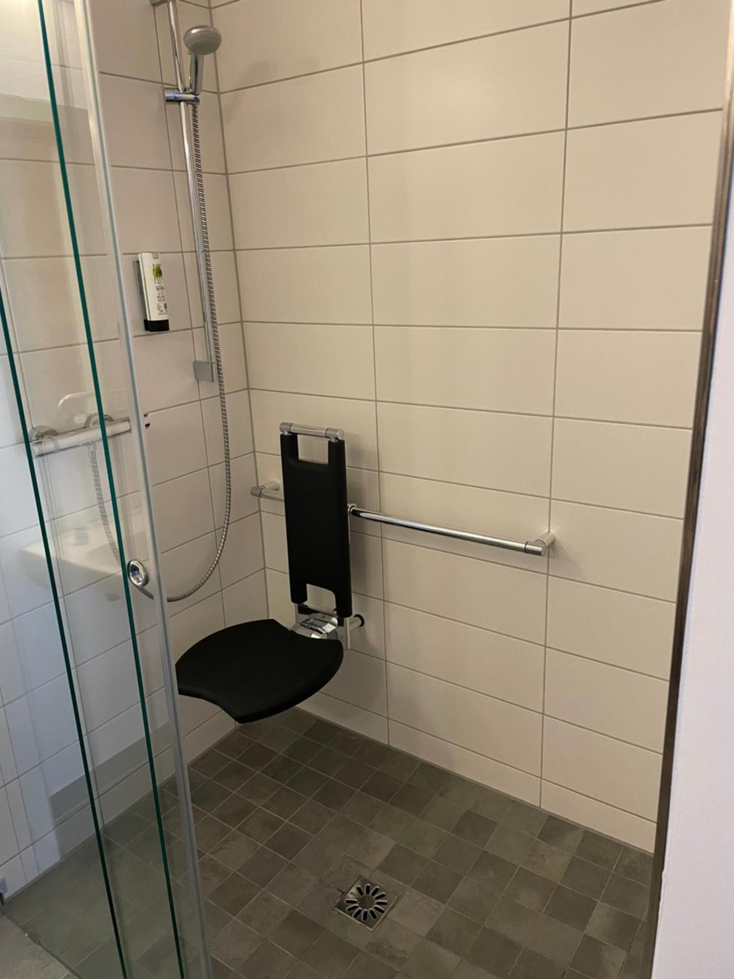 Wertingen Hotel Zum Hirsch חדר תמונה