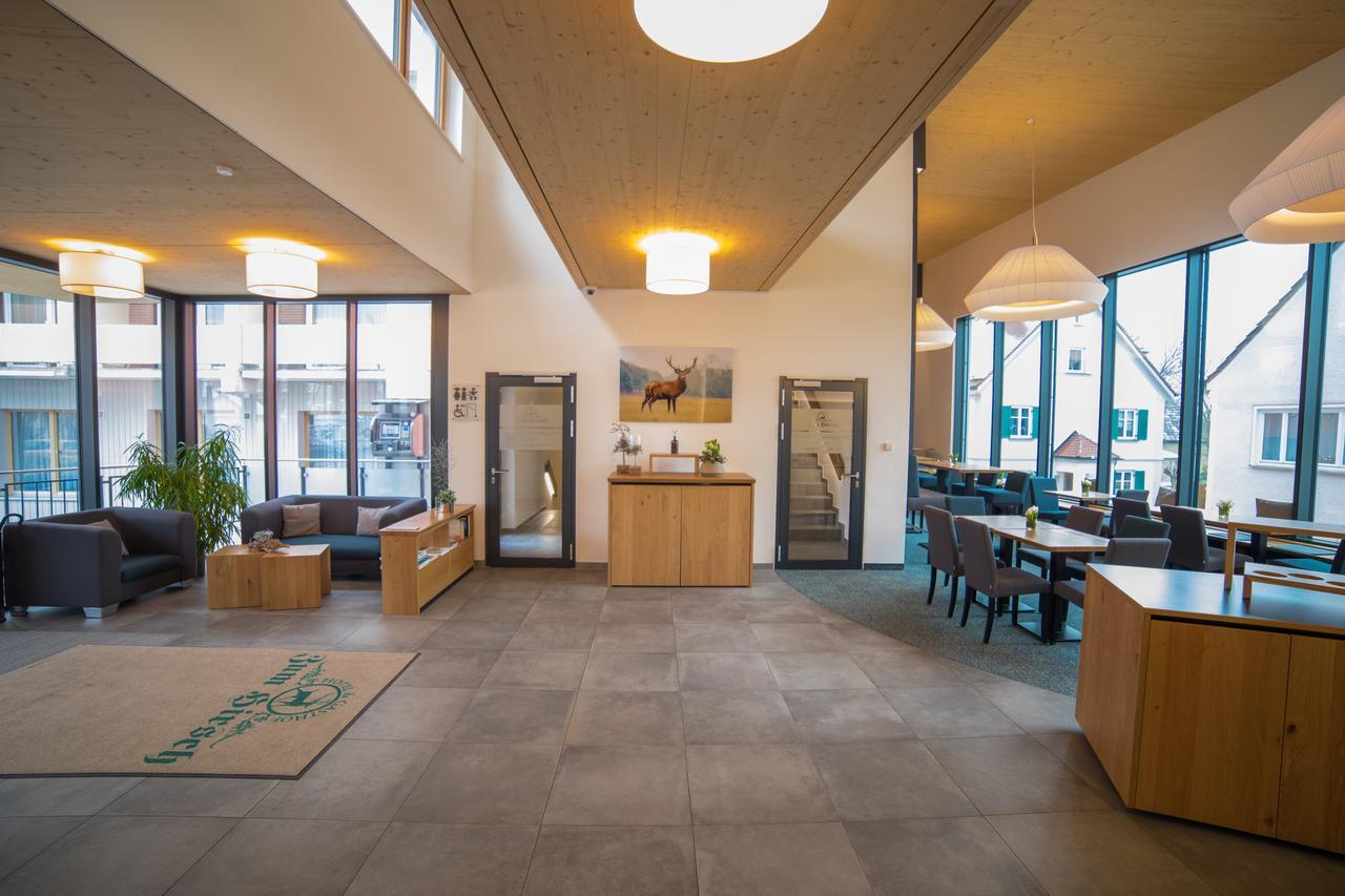 Wertingen Hotel Zum Hirsch מראה חיצוני תמונה